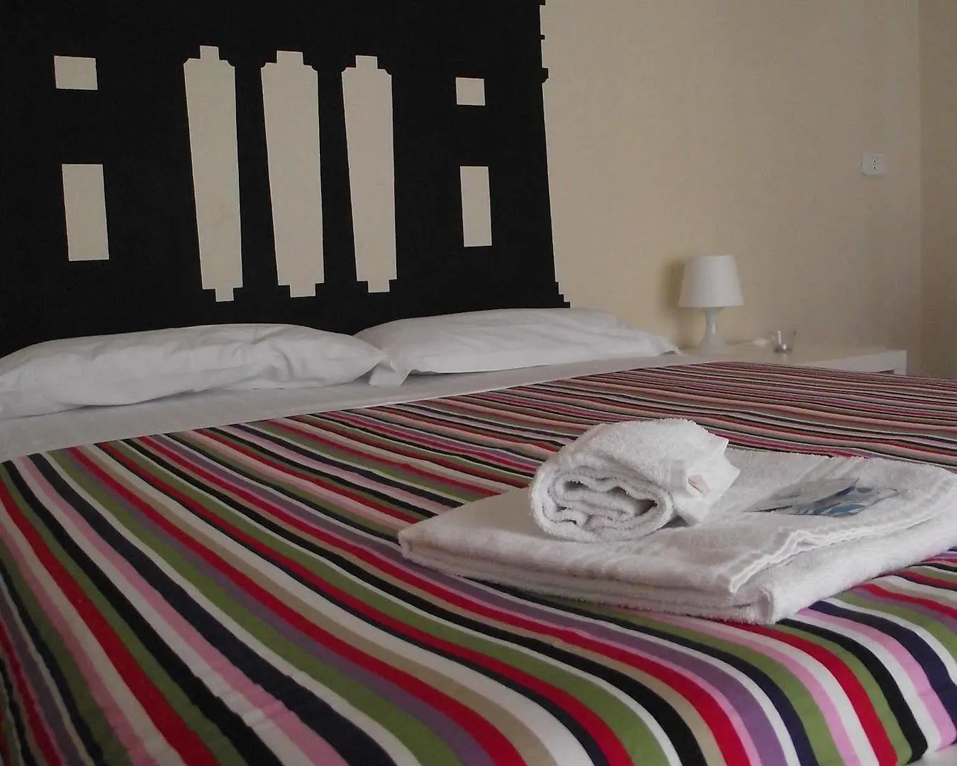 Гостевой дом Castelnuovo Rooms #Politeama Палермо Италия