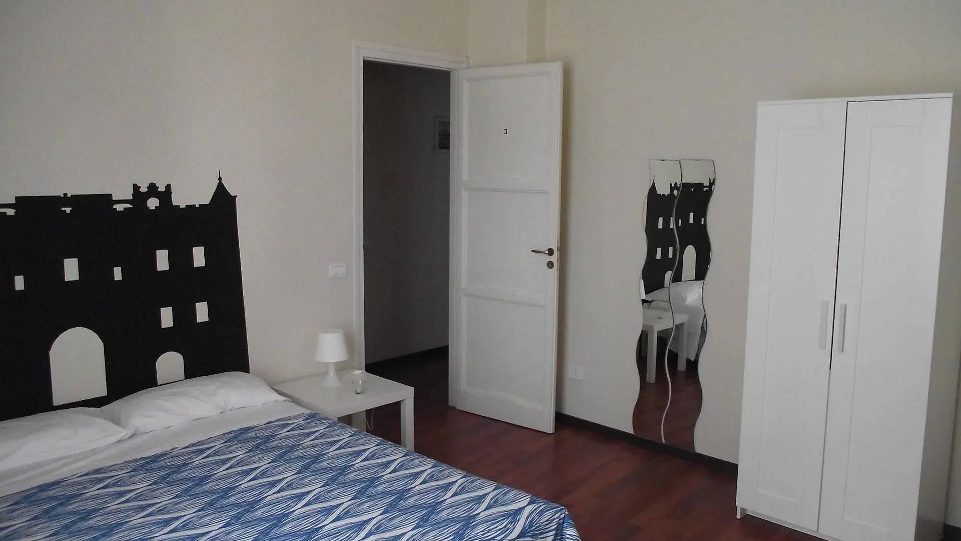 Castelnuovo Rooms #Politeama Палермо Италия