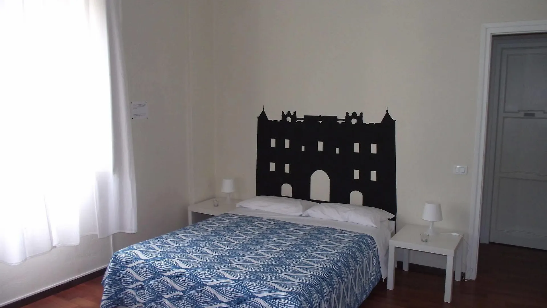 Castelnuovo Rooms #Politeama Палермо Гостевой дом