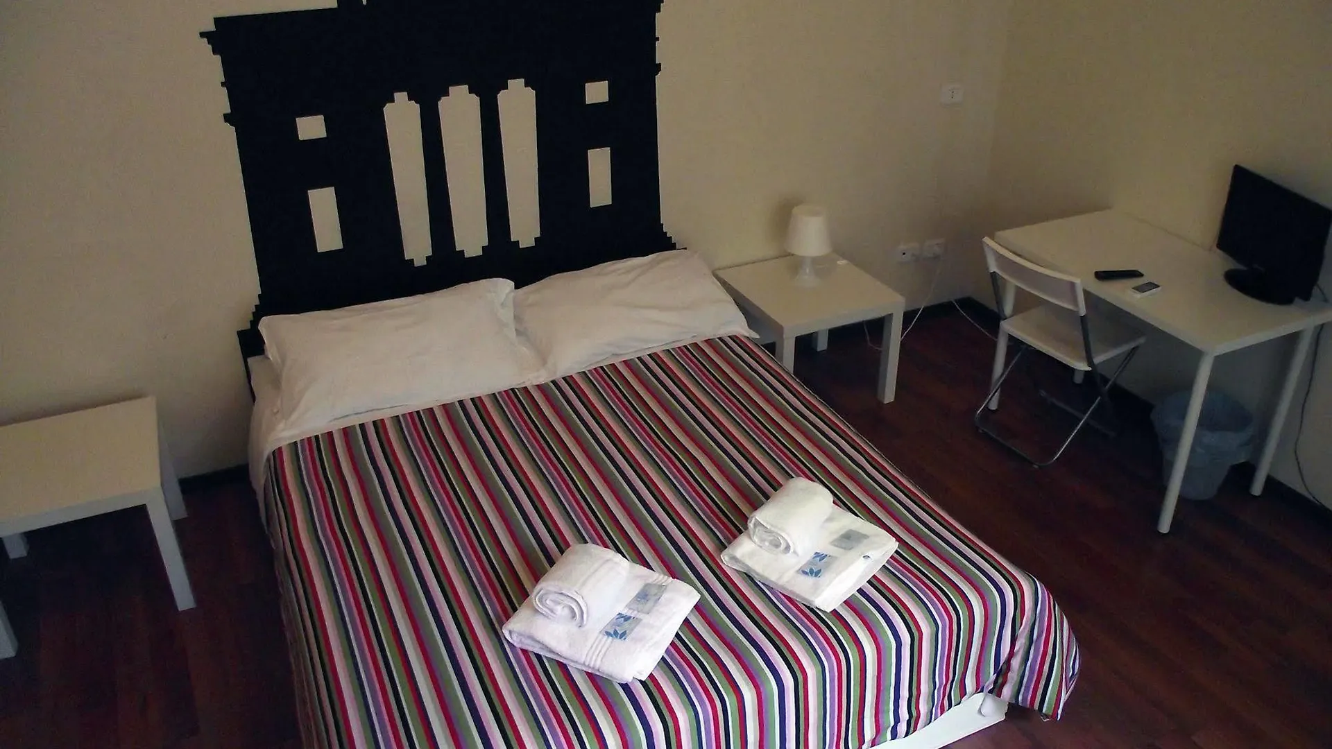Castelnuovo Rooms #Politeama Палермо Гостевой дом